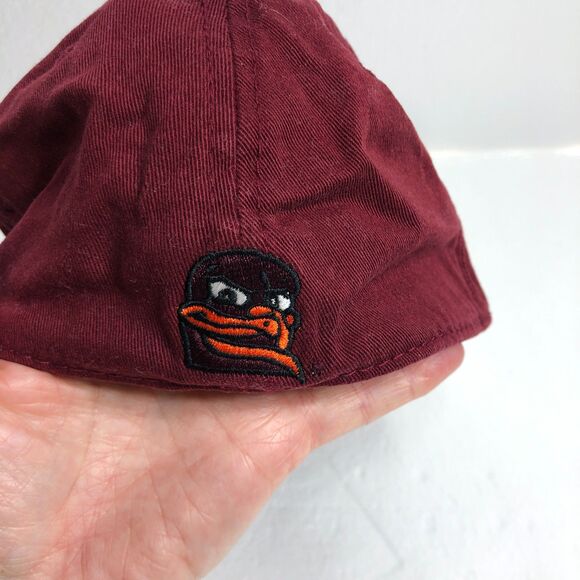New Era NCAA Virginia Tech Hokies Mens Hat Medium Large Chicago Maroon Gray - Picture 3 of 7